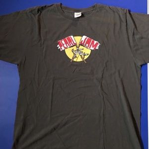 Vintage Pearl Jam 2010 international tour tee shirt